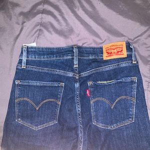 High rise Levi skinny jeans